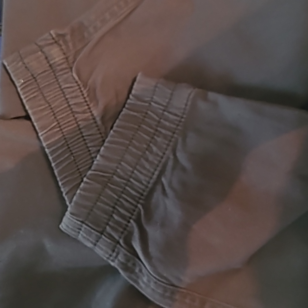 Joggers - Picture 4 of 4